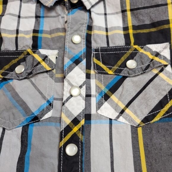 WonderKids plaid buttondown shirt 4T - Picture 3 of 4